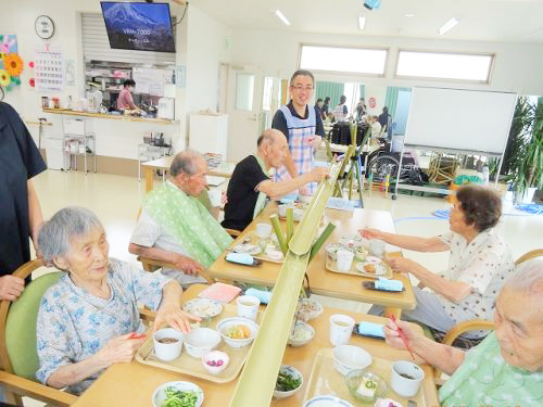 流しそうめん