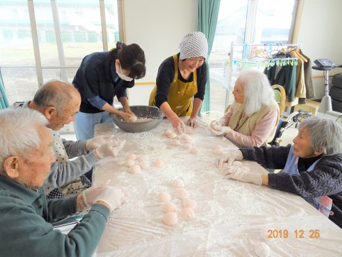 お餅つき